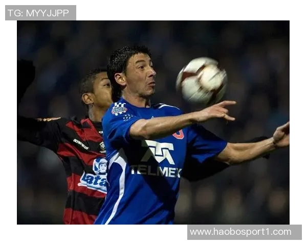 乌拉圭球员奥利维拉积极参与慈善活动助力食品篮分发希望温暖更多需要帮助的人