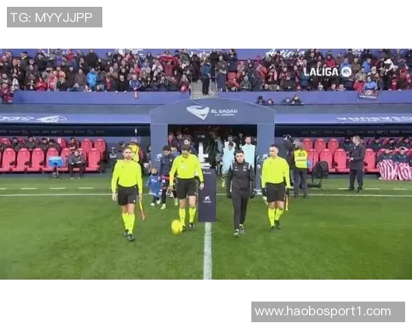 巴德吉因轻微不适缺席合练仍有望入选加泰德比大名单