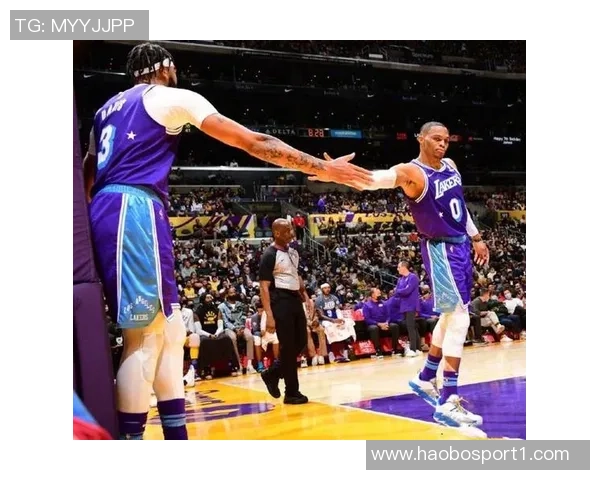 沃西赞狄龙如乔丹与科比般出色身体优势助力投篮空间创造