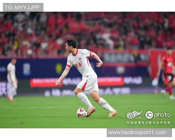 神奇扑救广岛三箭球员近距离头球攻门蹇韬极限反应将球捞出