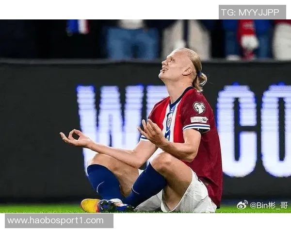 哈兰德库尔图瓦齐聚社媒评论区引发热议左右为男名场面再度回顾